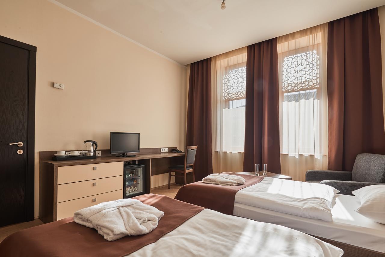 Hotel Gino Wellness Rabath アハルツィヘ エクステリア 写真