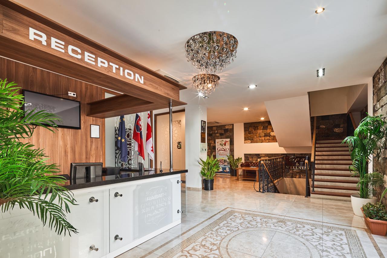 Hotel Gino Wellness Rabath アハルツィヘ エクステリア 写真